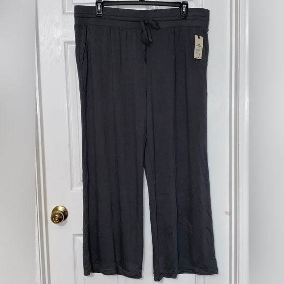 Terra & Sky Pants - Terra and Sky 2X Gray Knit Wide-Leg Pants NWT